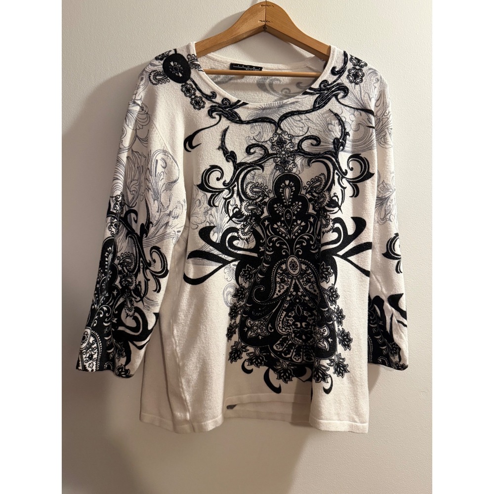 Pierri New York Womens 1X Sweater Top Black White Baroque Paisley 3/4 Sleeve